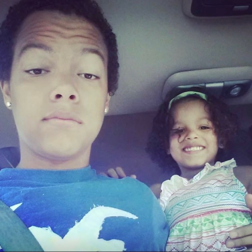 Meet your Posher, Clxqz